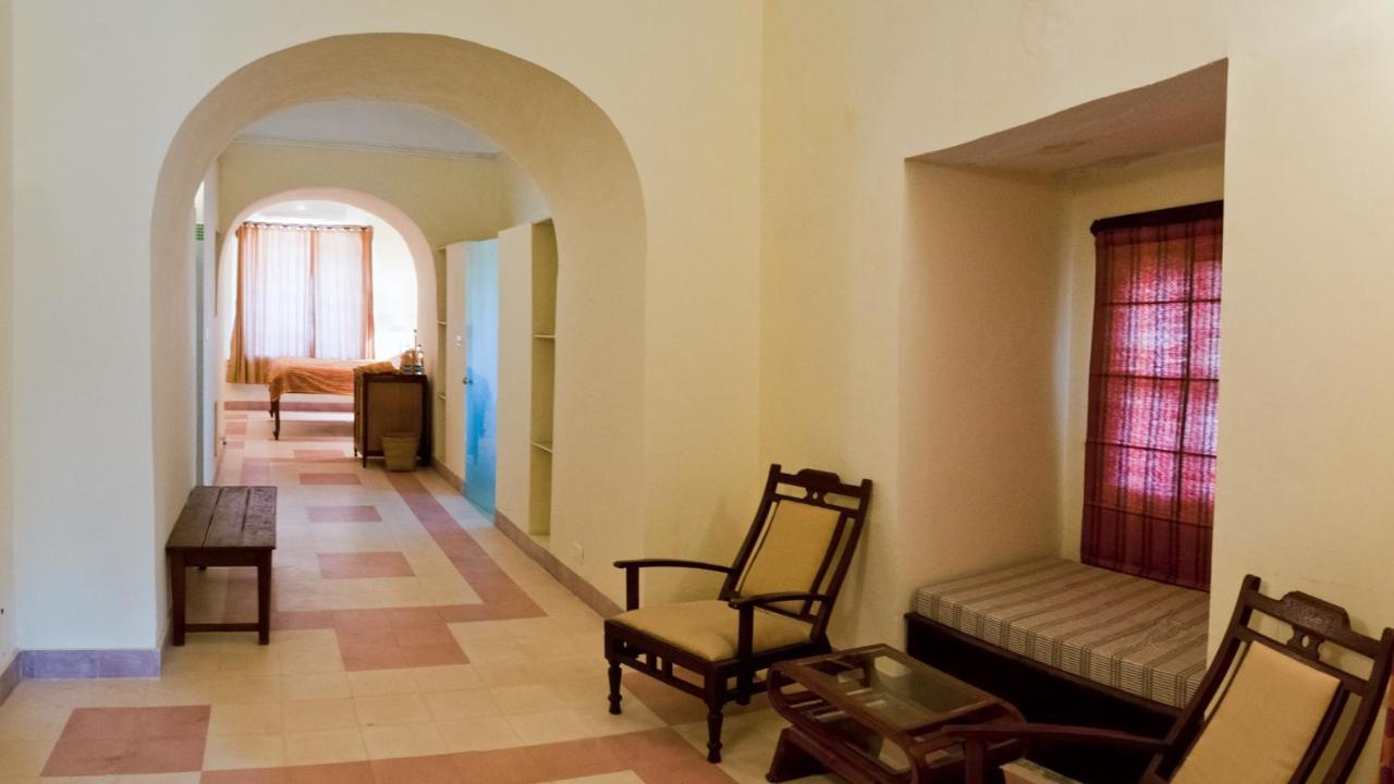 Neemrana'S - Tijara Fort Palace Esterno foto