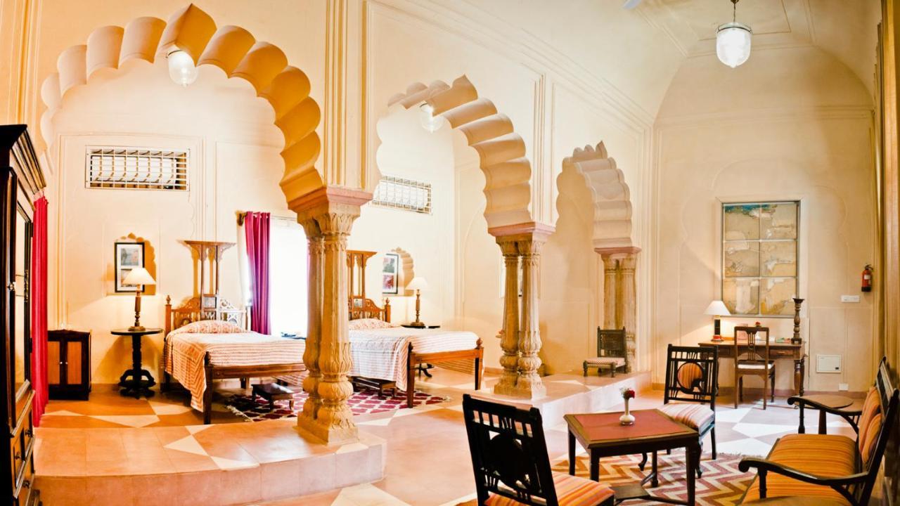 Neemrana'S - Tijara Fort Palace Esterno foto