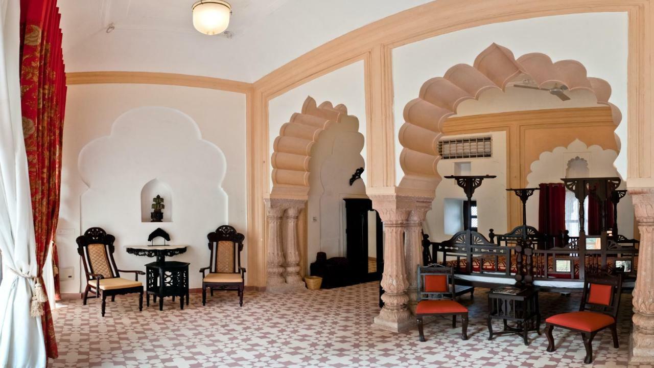 Neemrana'S - Tijara Fort Palace Esterno foto